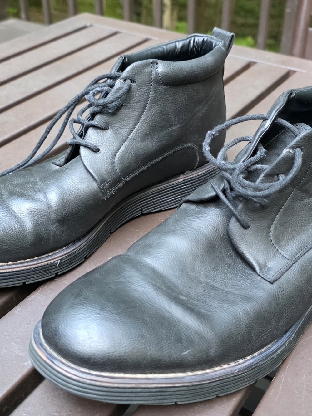 Men's Black Lace-Up Chukka Boots - Classic Everyday Comfort